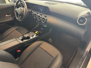 Mercedes-Benz CLA 180 2020-thumb-26