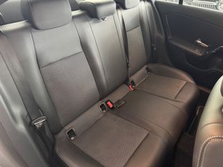 Mercedes-Benz CLA 180 2020-thumb-29
