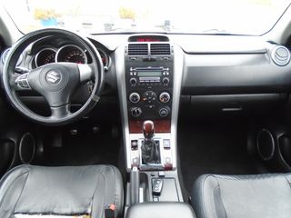 Suzuki Grand Vitara 2006 2.0 FULL EXTRA 4X4-thumb-8