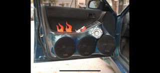 Πάνελ για ηχοσύστημα αυτοκινήτου MAZDA323F