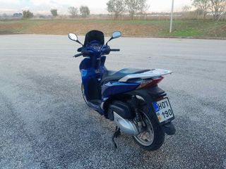 Honda SH 300i 2017 ABS-Keyless-Led Lights-thumb-6