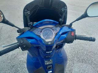 Honda SH 300i 2017 ABS-Keyless-Led Lights-thumb-9