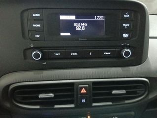 Hyundai i 10 2021 1.0 PASSION-thumb-24