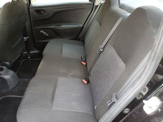 Toyota Avensis 2007-thumb-17