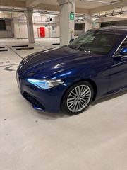 Alfa Romeo Giulia 2016 2.0 TURBO SUPER RWD 200HP-thumb-43