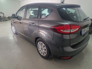 Ford C-Max 2016-thumb-1