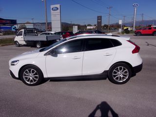 Volvo V40 Cross Country 2018 T3-thumb-1