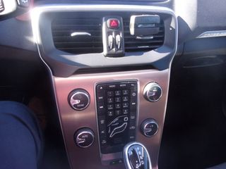 Volvo V40 Cross Country 2018 T3-thumb-10