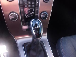 Volvo V40 Cross Country 2018 T3-thumb-11
