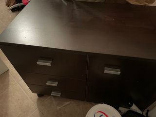 Έπιπλο αποθήκευσης / Συρταριέρα