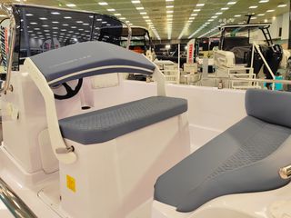Ranieri International 2026 voyager 19s-thumb-22