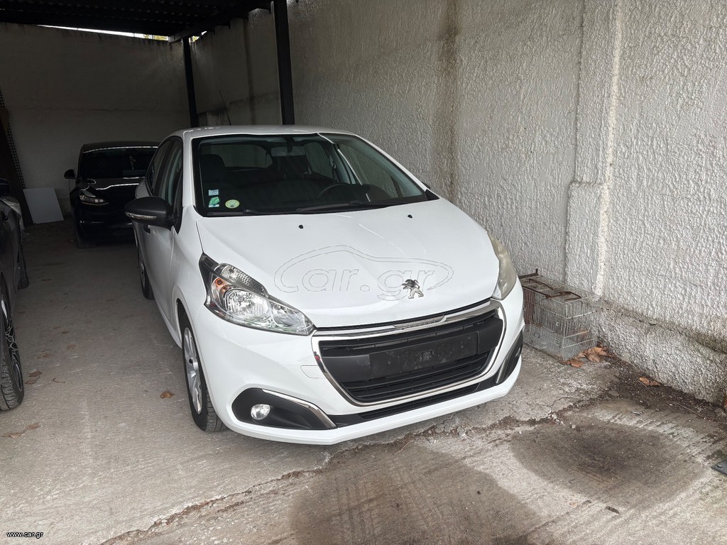 Peugeot 208 2015 1.6 blueHdi