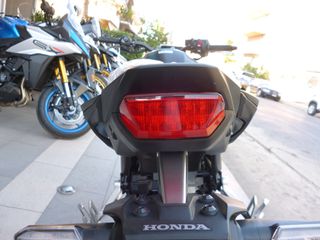 Honda CB 750 2026 HORNET MY26 E-CLUTCH-thumb-7