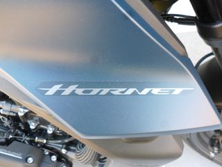 Honda CB 750 2026 HORNET MY26 E-CLUTCH-thumb-15