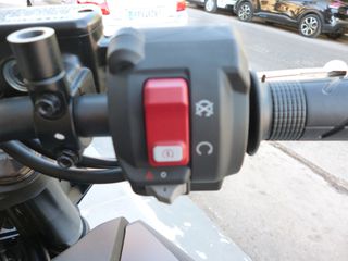 Honda CB 750 2026 HORNET MY26 E-CLUTCH-thumb-10