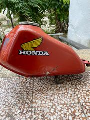 Τεποζιτο Honda Xl 200