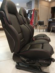 Καθίσματα αυτοκινήτου τύπου Φαραώ