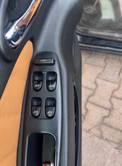 Alfa Romeo Alfa 156 2003-thumb-5