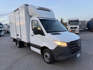 Ψυγείο Mercedes-Benz 2022 415-thumb-2