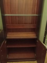 Ξύλινη βιβλιοθήκη / σύνθετο με βιτρίνα