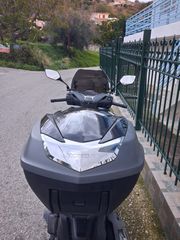 Honda SH 150i 2022 Sporty-thumb-2