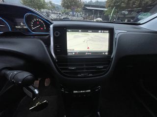 Peugeot 2008 2019 1.5 Blue-HDi Allure-thumb-22