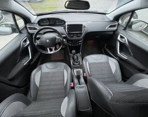 Peugeot 2008 2019 1.5 Blue-HDi Allure-thumb-19