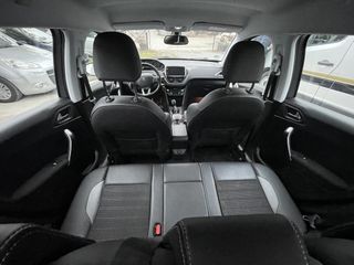 Peugeot 2008 2019 1.5 Blue-HDi Allure-thumb-18