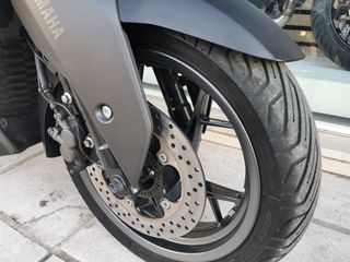 Yamaha XMAX 300 2023-thumb-14
