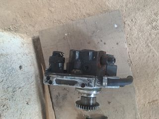 Αντλία πετρελαίου