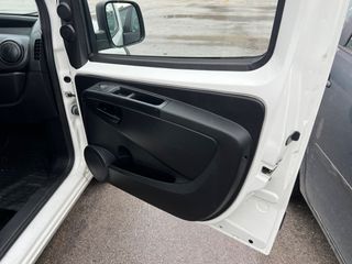 Fiat Fiorino 2016-thumb-10