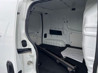 Fiat Fiorino 2016-thumb-15
