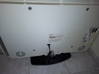 Τηλεόραση LCD 42 ιντσών-thumb-1
