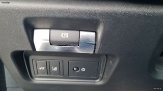 Jaguar E-Pace 2018-thumb-10