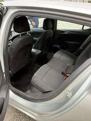 Opel Astra 2018 ASTRA-thumb-9