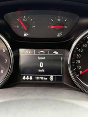 Opel Astra 2018 ASTRA-thumb-10