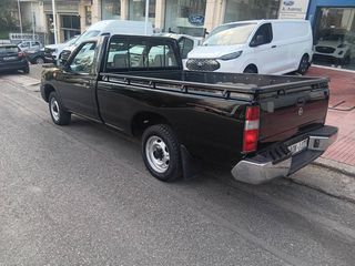 Nissan Navara 2006 4x2-thumb-4