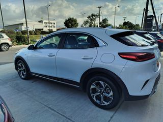 Kia XCeed 2022 1.5 160hp 48V HYBRID OPTIMUM-thumb-7