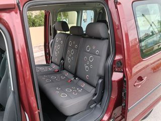 Volkswagen Caddy 2011 MAXI-thumb-7
