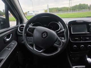 Renault Clio 2017 LIMITED EDITION-thumb-11