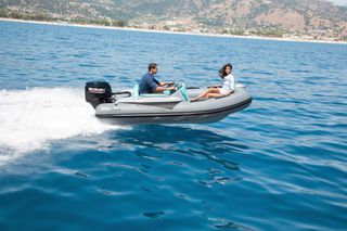 Ranieri International 2026 Cayman One Luxury Tender-thumb-1
