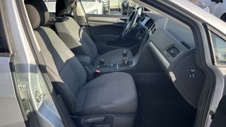 Volkswagen Golf 2016-thumb-7