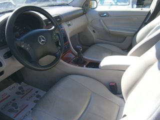 Mercedes-Benz C 200 2003 COMPRESSOR CLASSIC-thumb-9