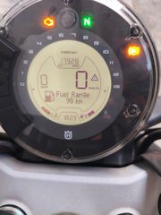 Husqvarna Svartpilen 2023 250-thumb-4