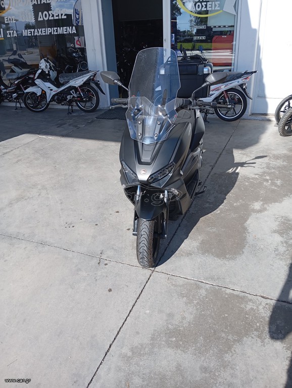 Keeway Vieste 300 2022