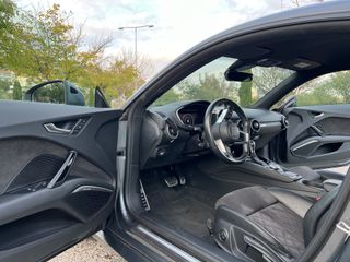 Audi TT 2017 S Line S-tronic-thumb-8