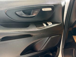 Κλούβα Mercedes-Benz 2023 116cdi Long 163ps*3Θεσεις*Navi*FullExtra*Euro6d*Book Service-thumb-32