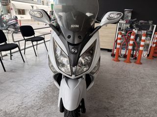 Sym GTS 300 2013 f4-thumb-2