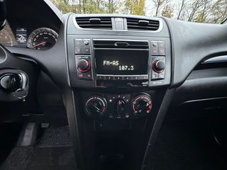 Suzuki Swift 2015-thumb-12