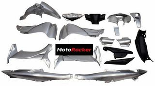 Κουστούμι πλαστικών CRYPTON-115 R ’04 ασημί 17) τεμάχια